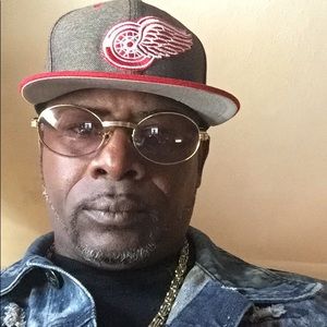 Meet your Posher, Frederick